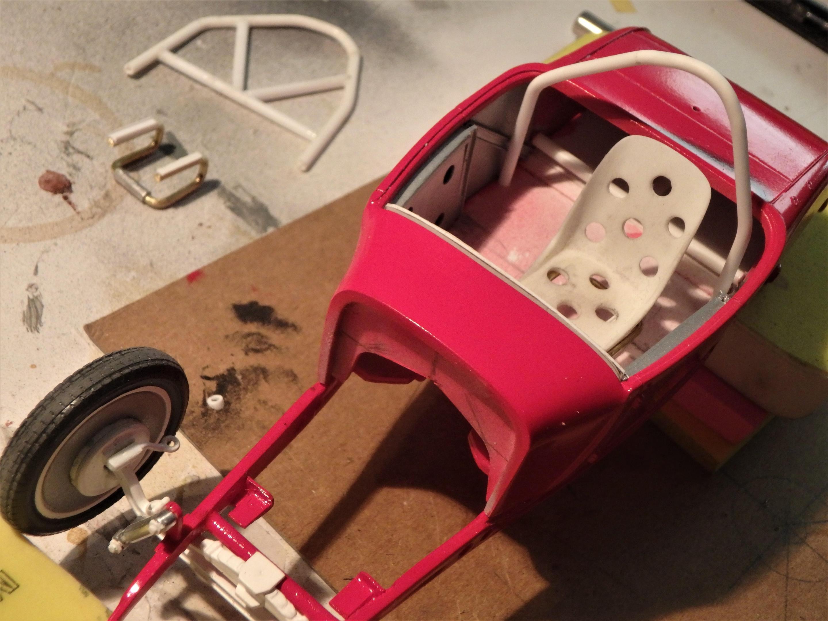 29 NEW replacement rollbar.JPG