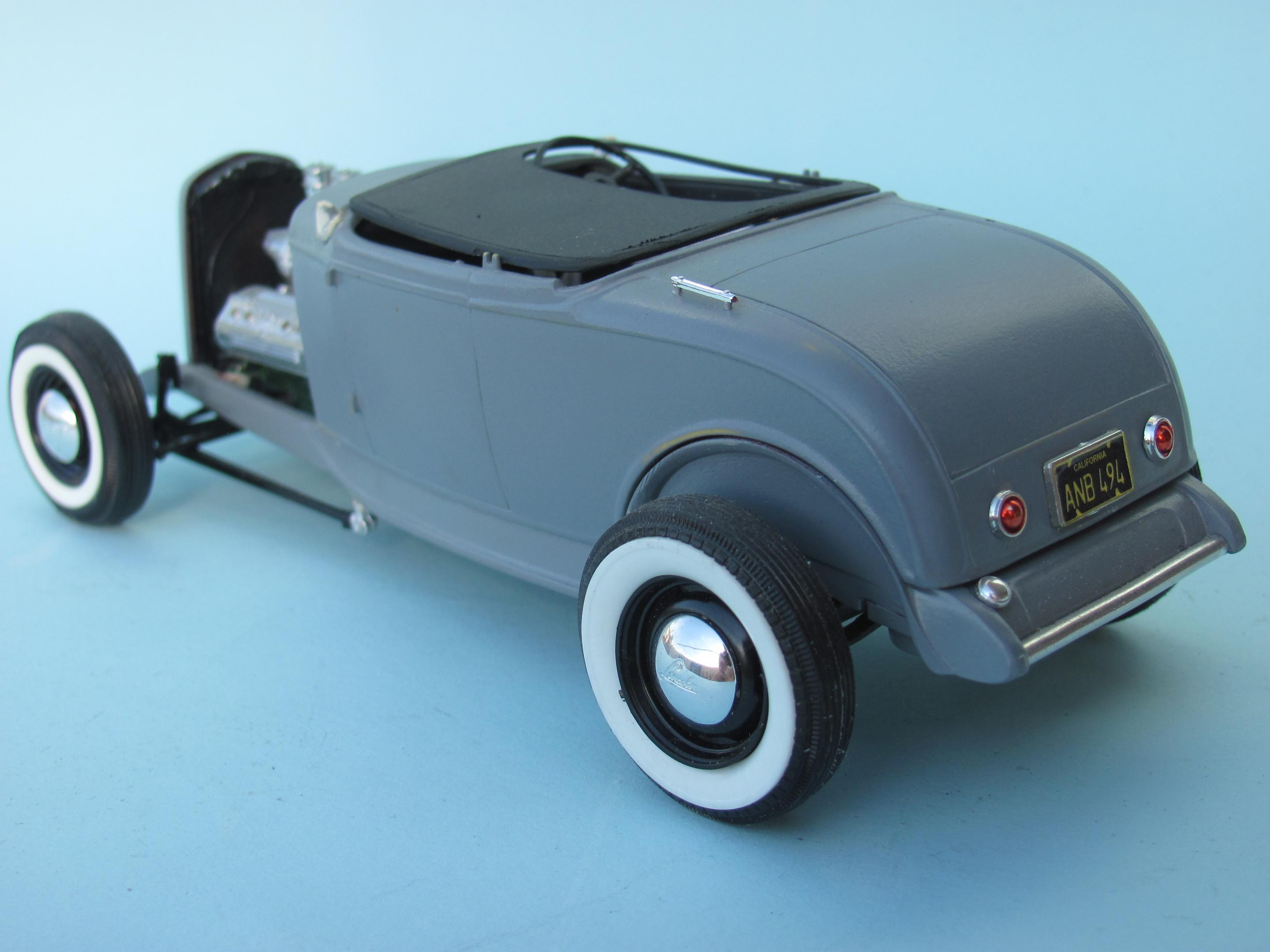 Grey hiboy rear view.JPG