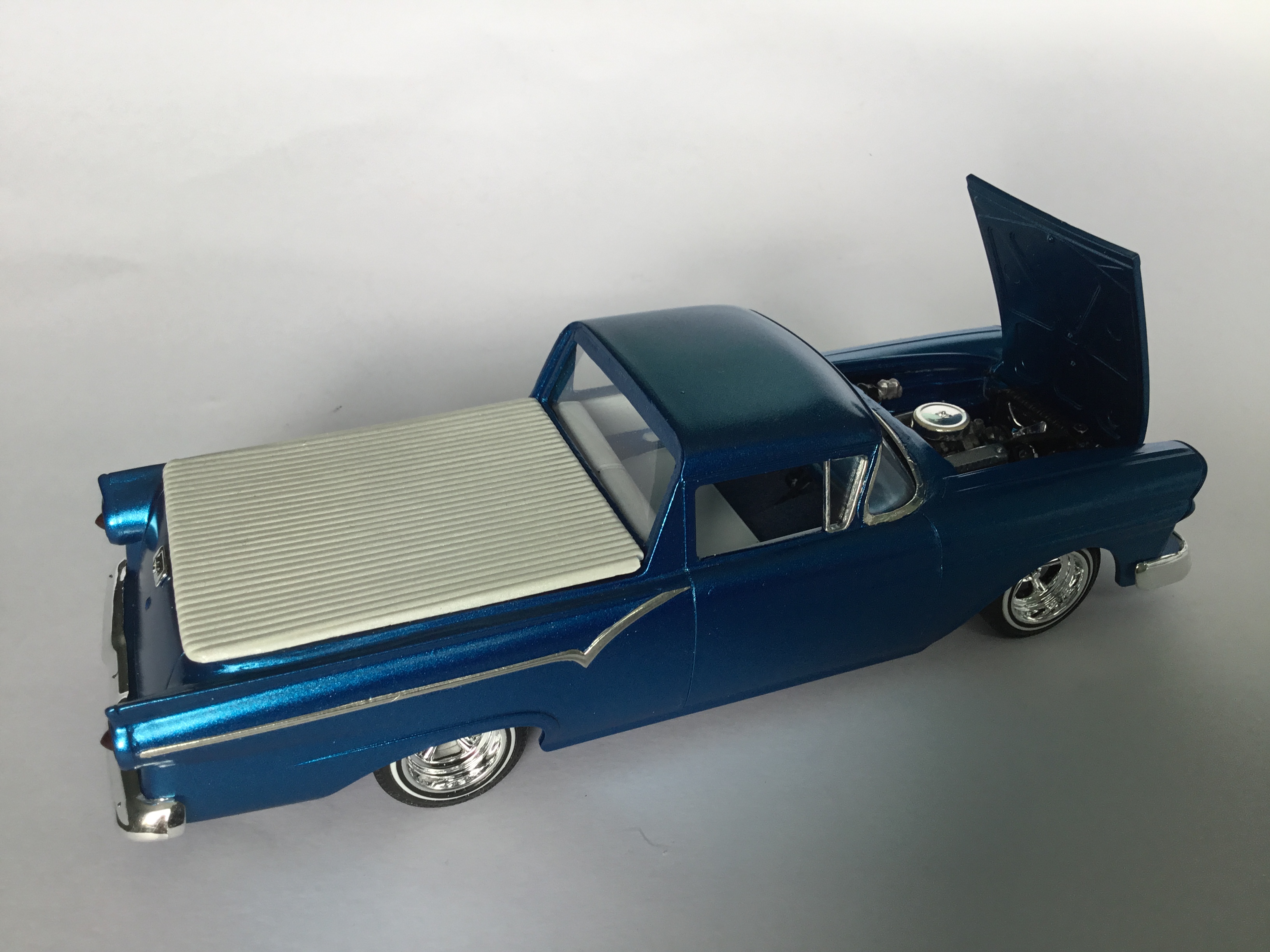 Revell '57 Ford Ranchero mild custom - Model Cars - Model Cars Revell '57 Ford Ranchero mild custom - Model Cars - Model Cars