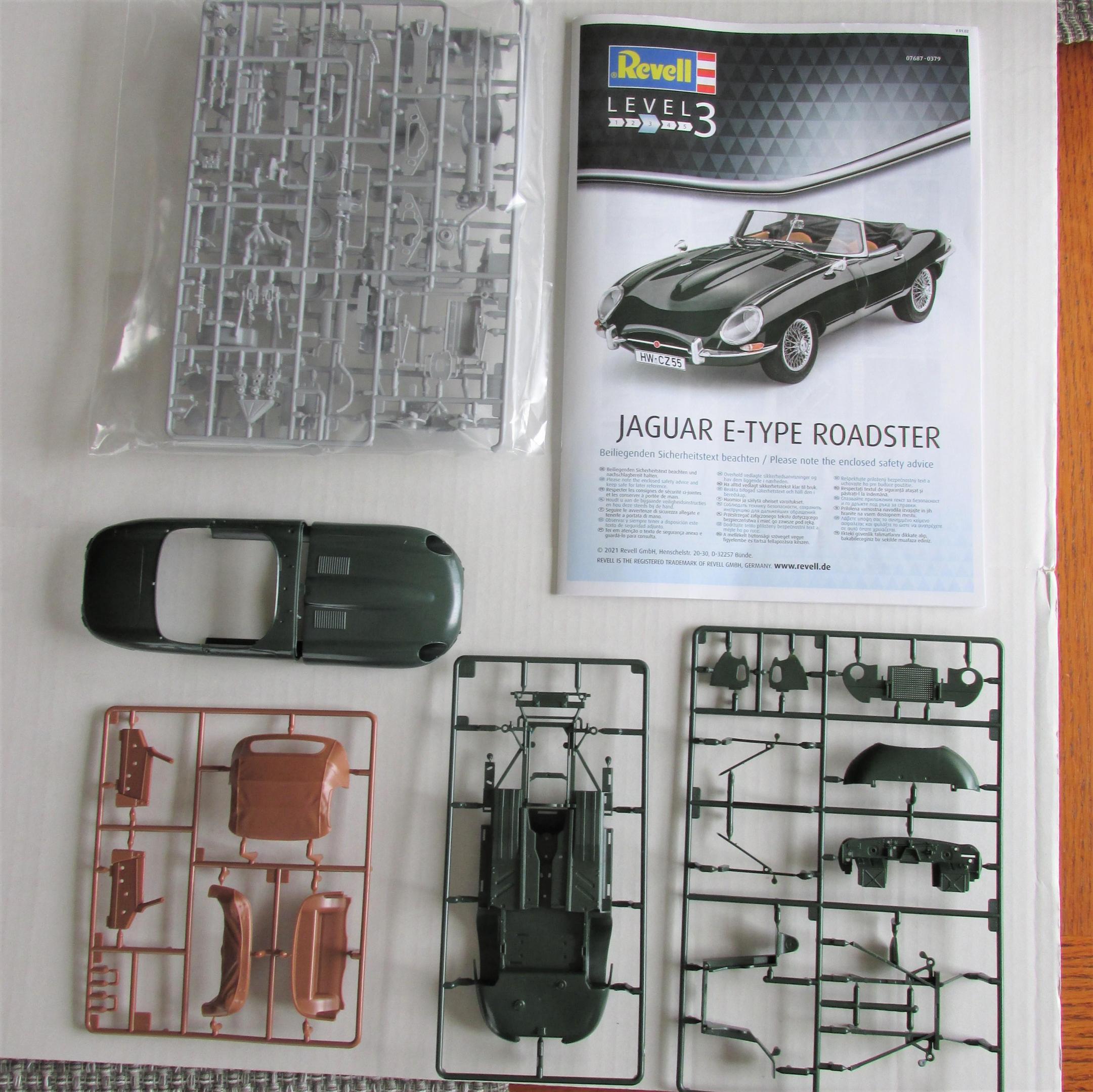 jaguar roadster 2.JPG