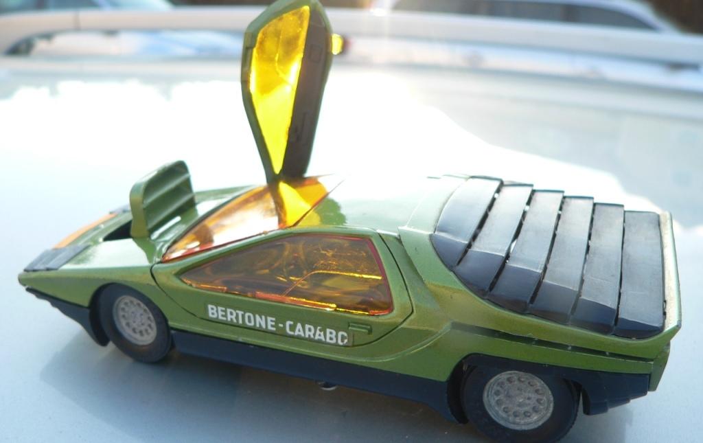 ALFA ROMEO CARABO Bertone -Vintage 1:25 Scale ,Politoys 592