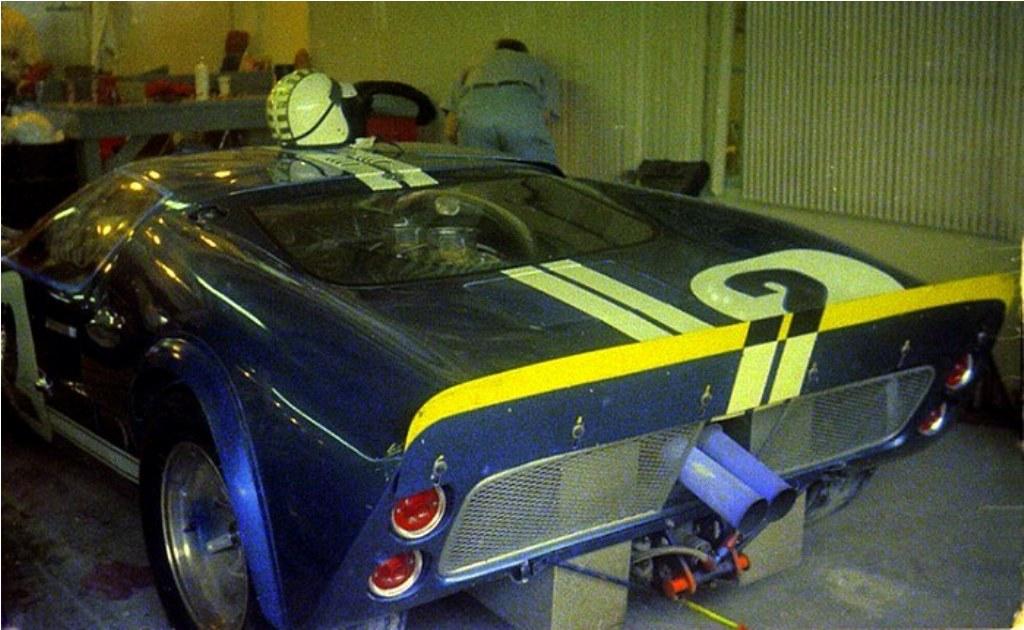 1037161837_Ford_GT40MKIIB_1967_2_P1015_Daytona_Bucknum-Gardner.jpg.60c16e5a0d16e139c005bc9bbb8c99c7.jpg