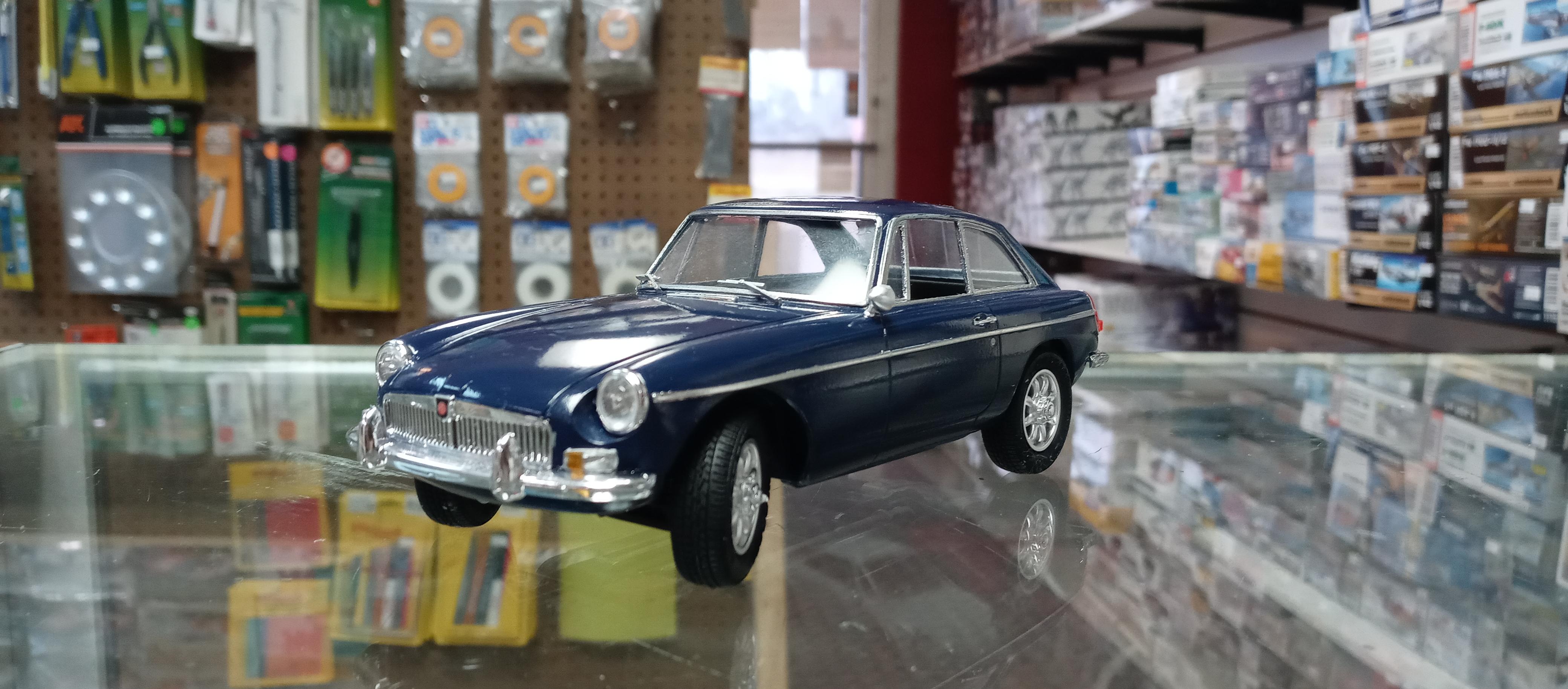 C1 Models / Aoshima MGB-GT  The Drastic Plastics Model Car Club