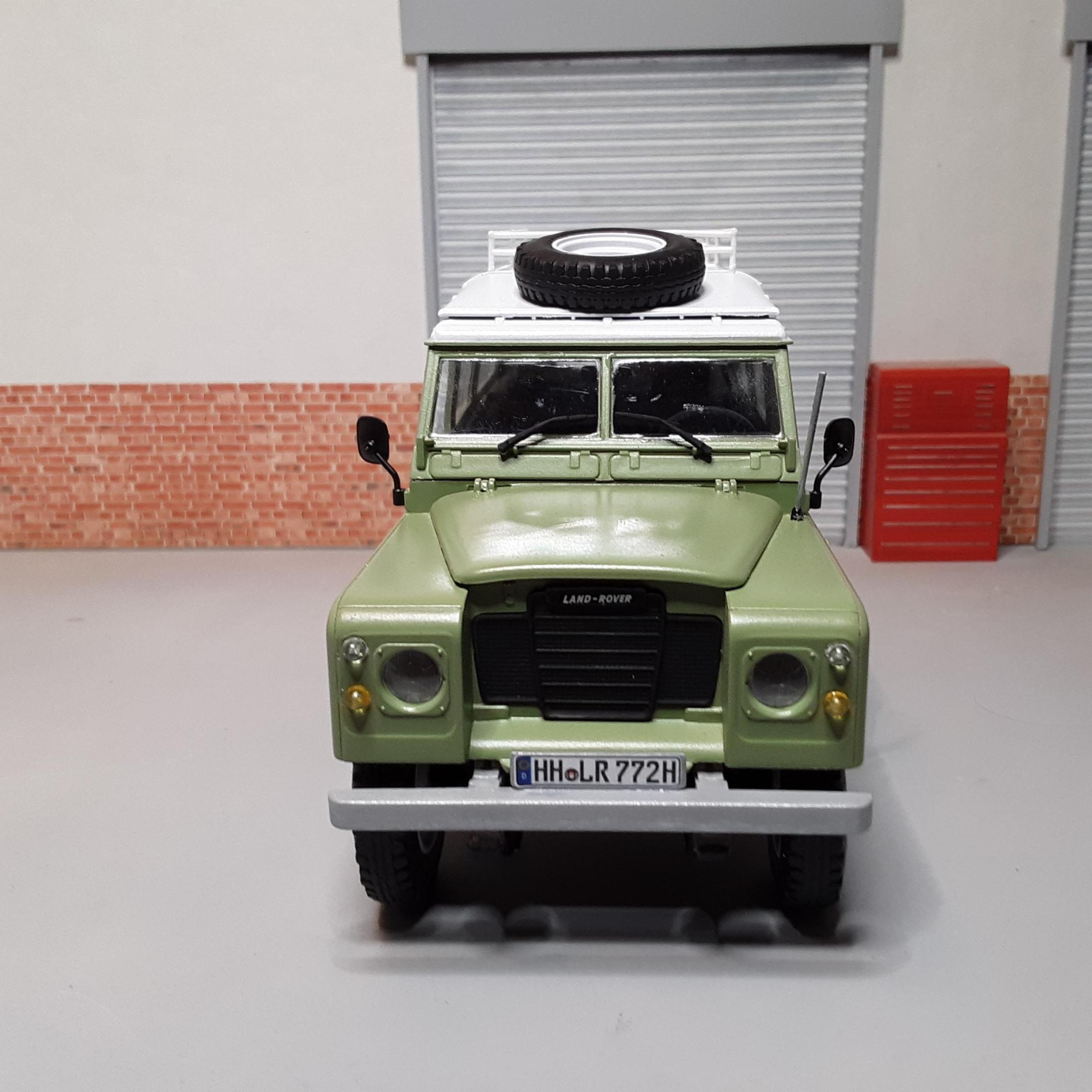 land rover 3.jpg