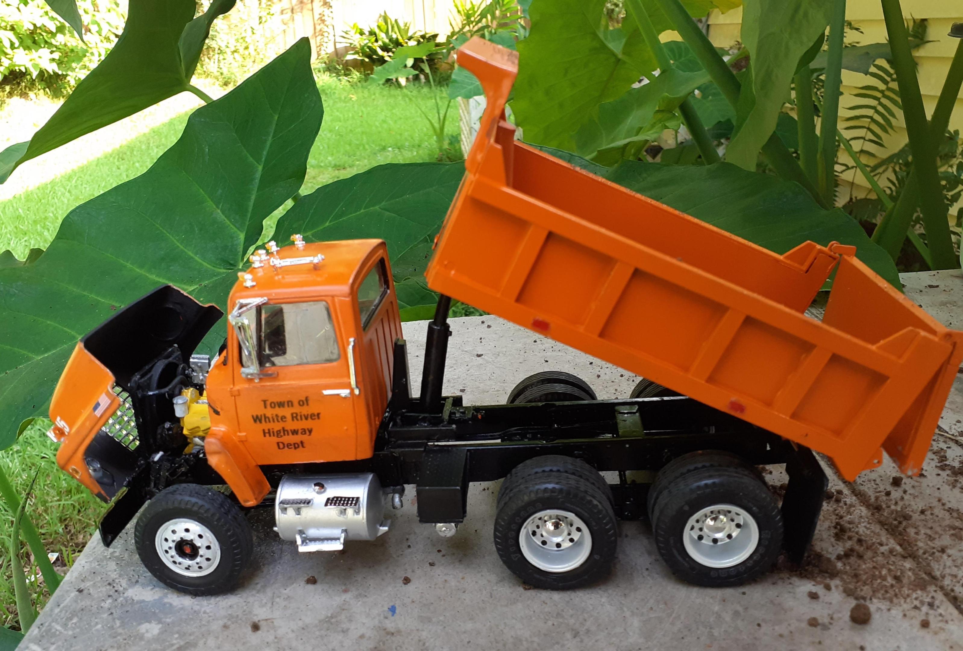 Dumptruck finished15.jpg