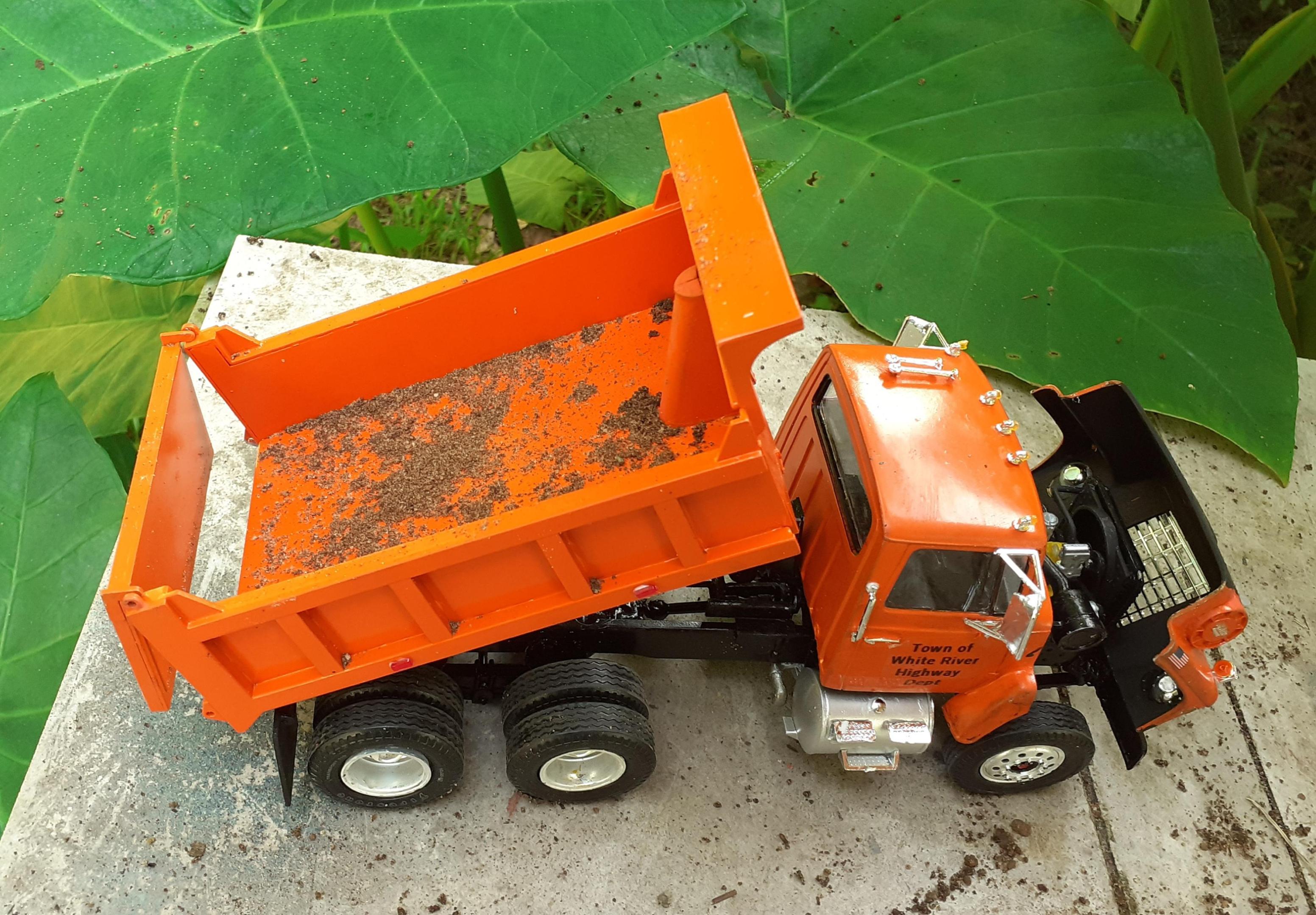 Dumptruck finished 13.jpg