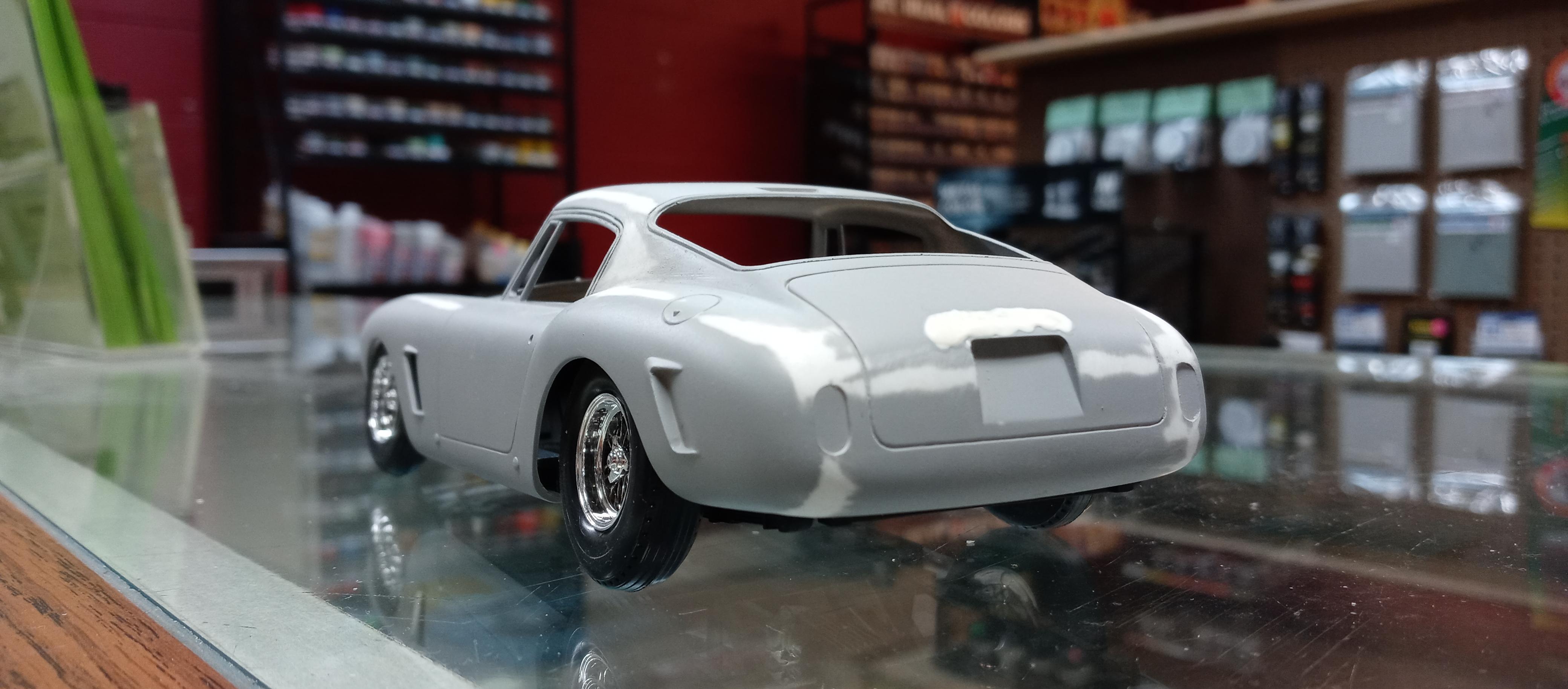 Gunze Sangyo Ferrari 250GT SWB - WIP: Model Cars - Model