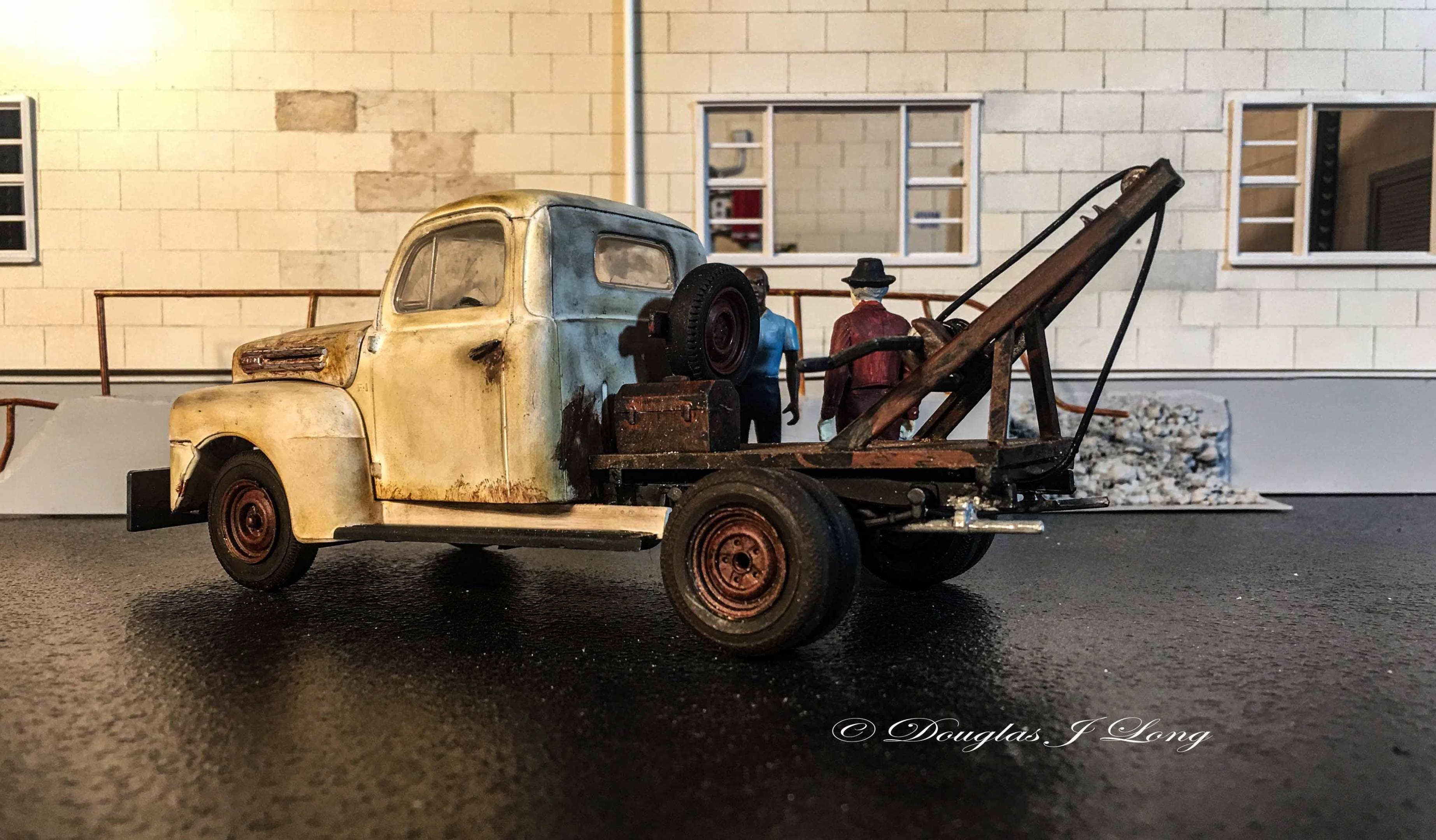 1948 Ford Wrecker-3.JPG