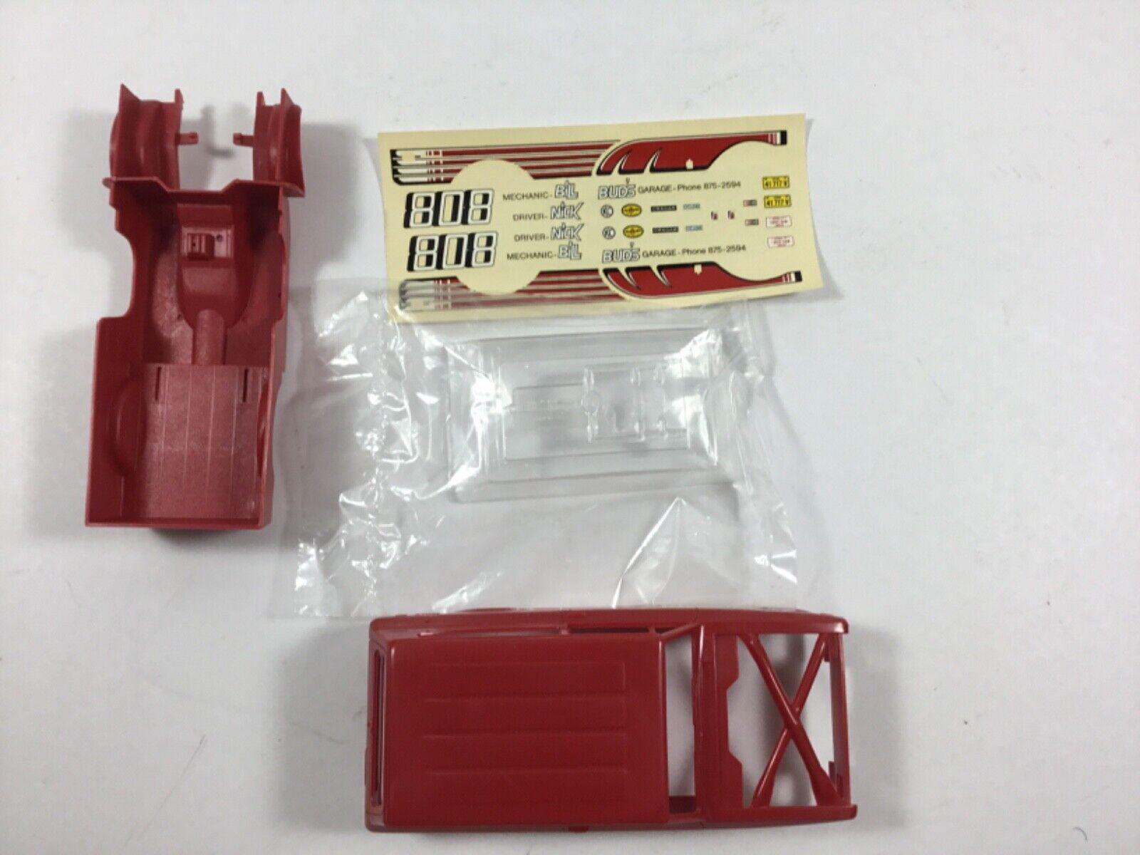 Ertl issued four copies of the IH Scout II - Truck Kit News & Reviews ...