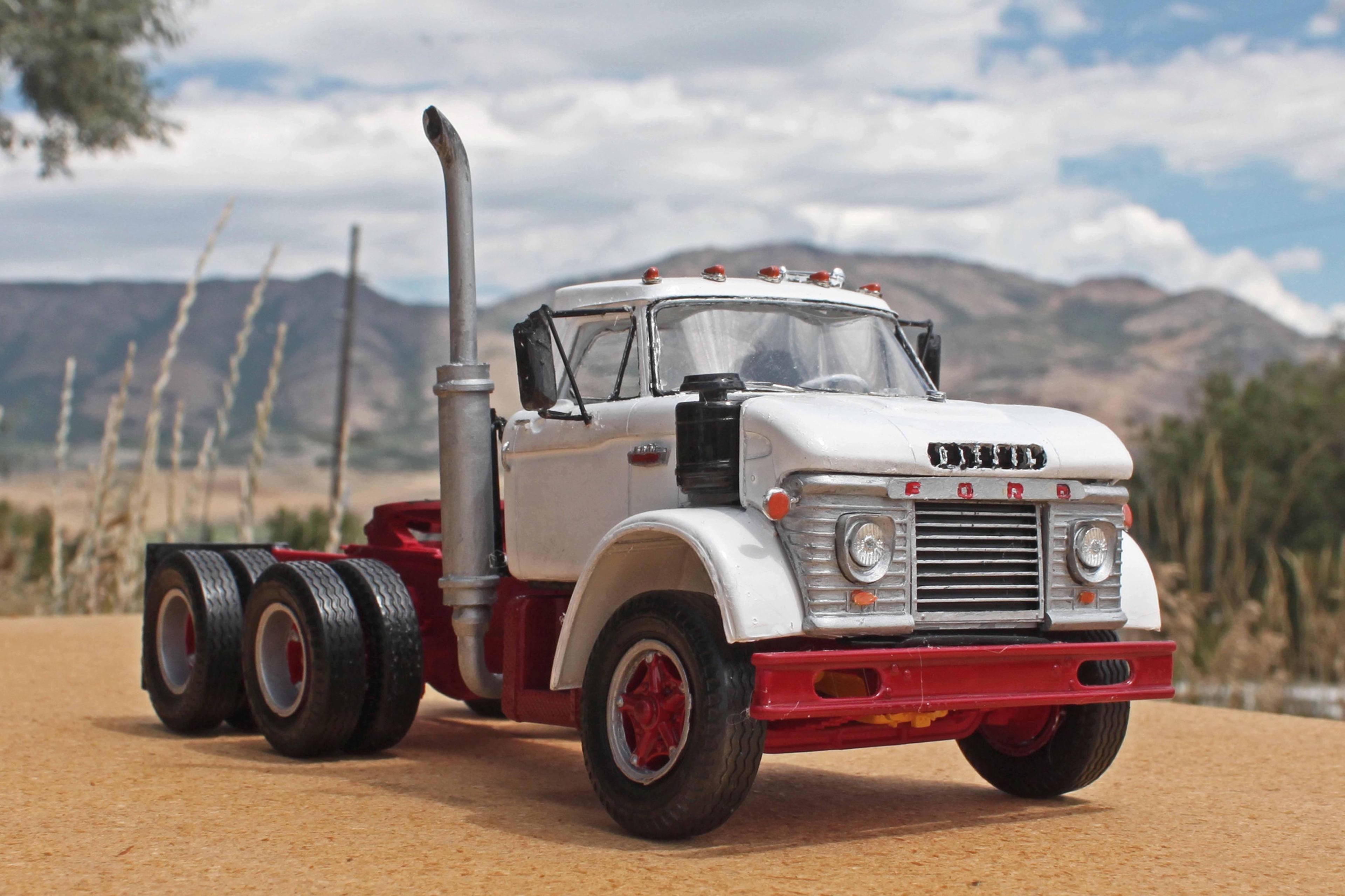 Ford 1964 N950-2.JPG