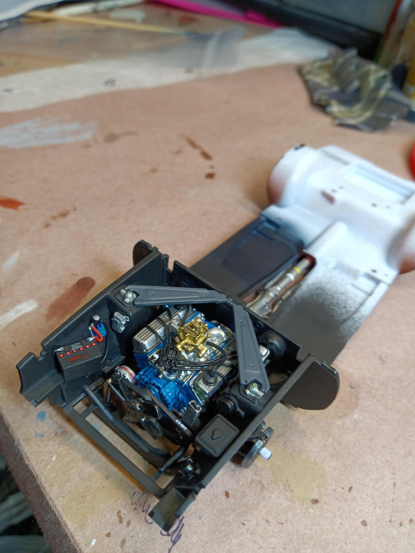 boss351engchass (4).jpg