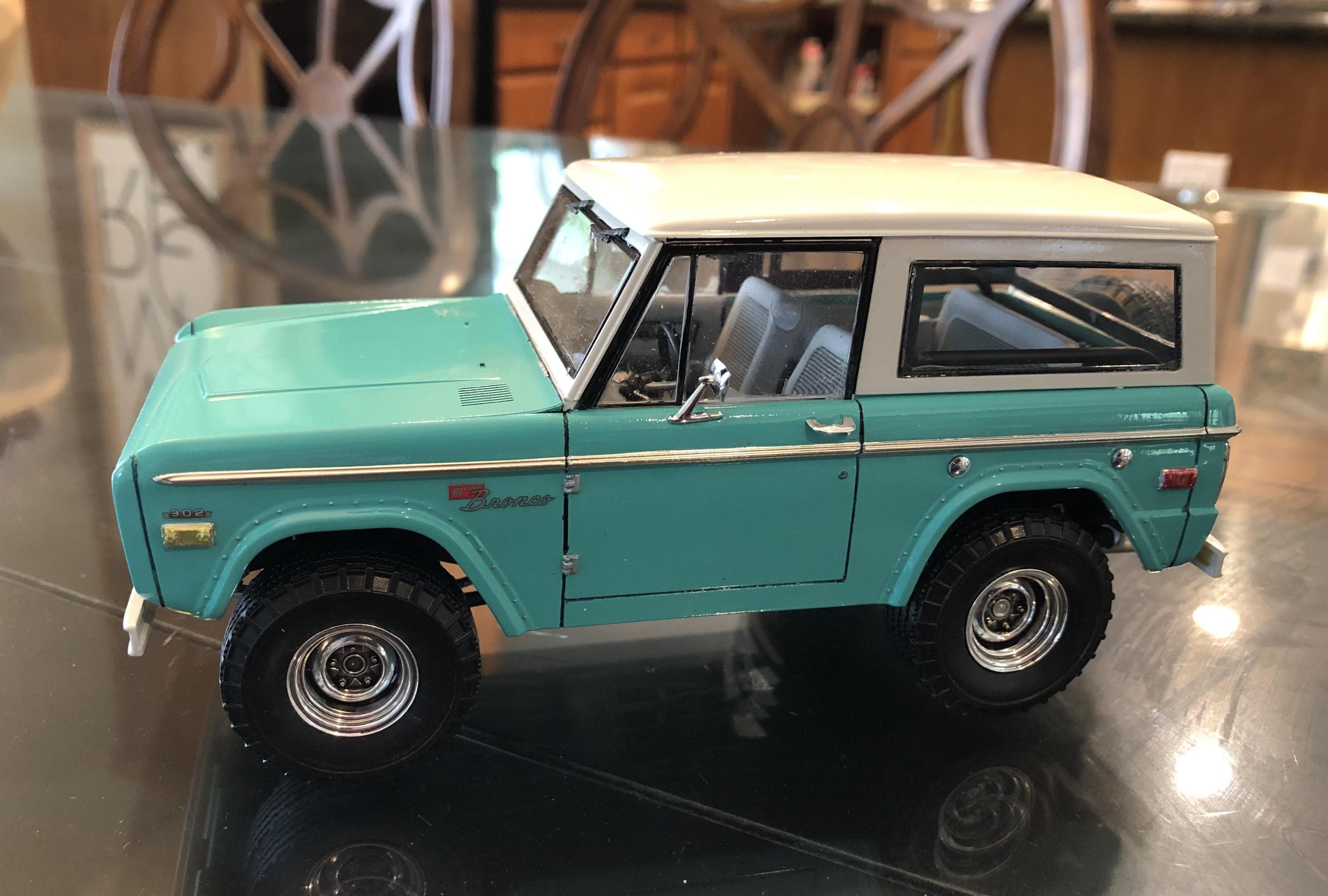 Revell 71 Ford Bronco Model Trucks Pickups Vans SUVs Light