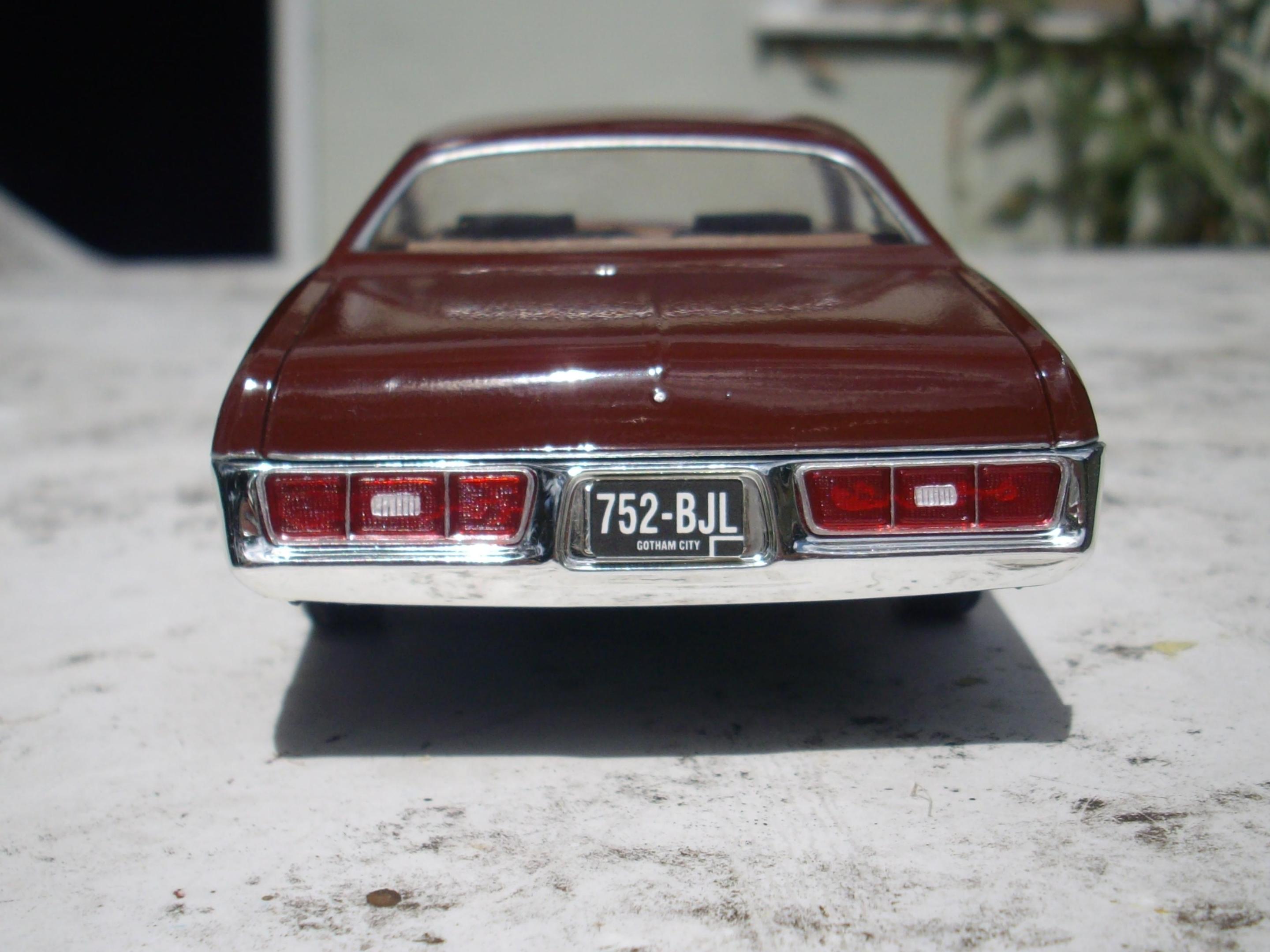 77 Dodge Monaco 7.JPG