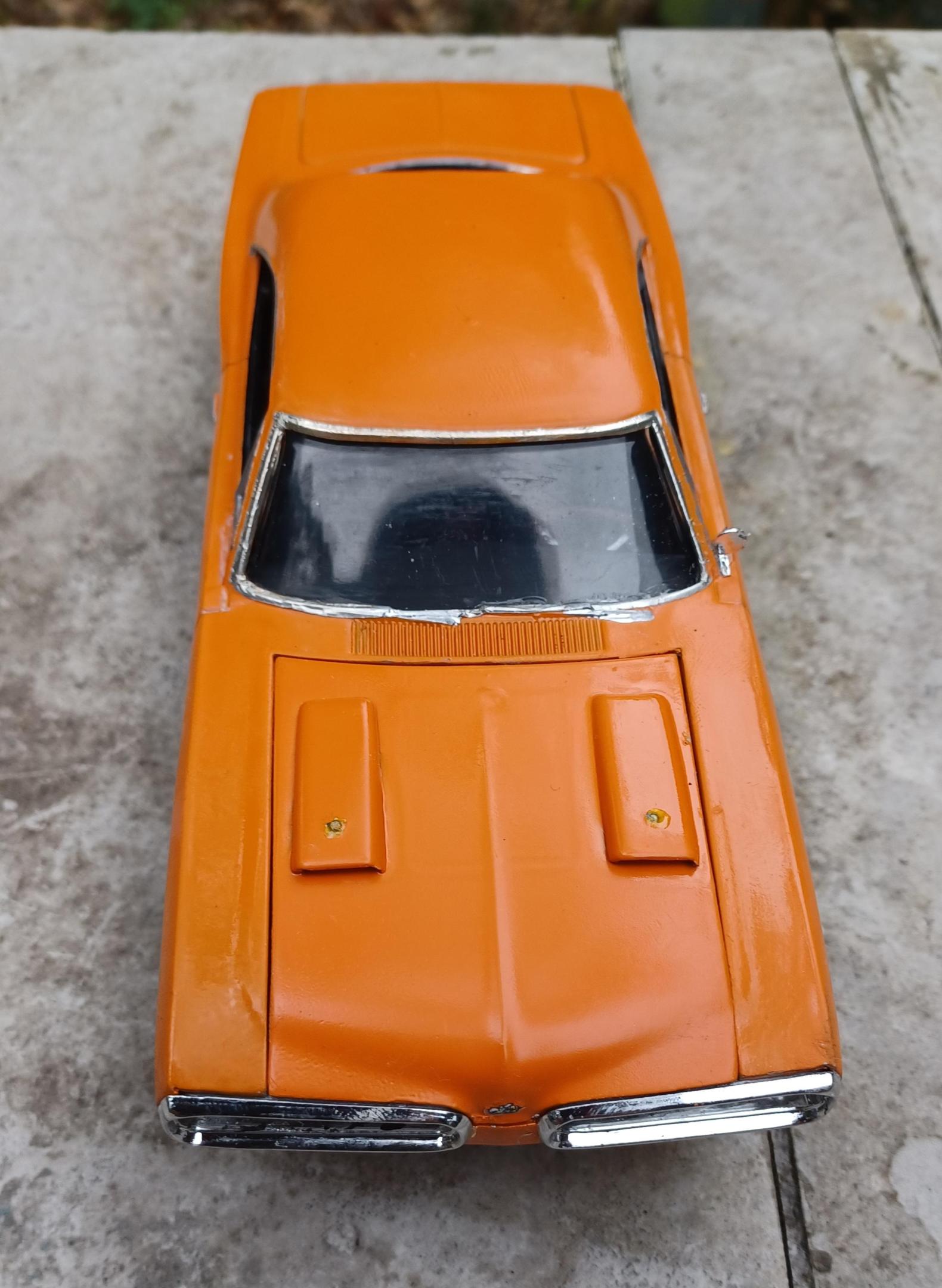 Orange superbee done4.jpg