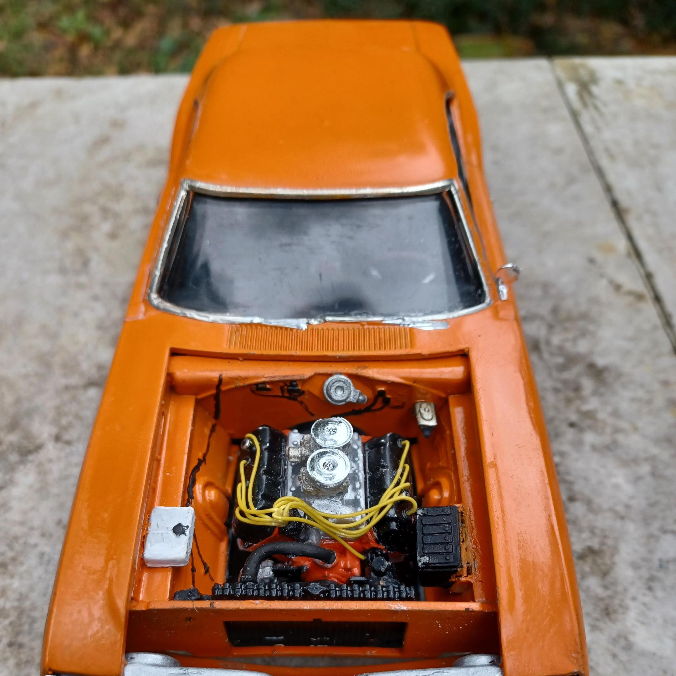 Orange superbee done5.jpg