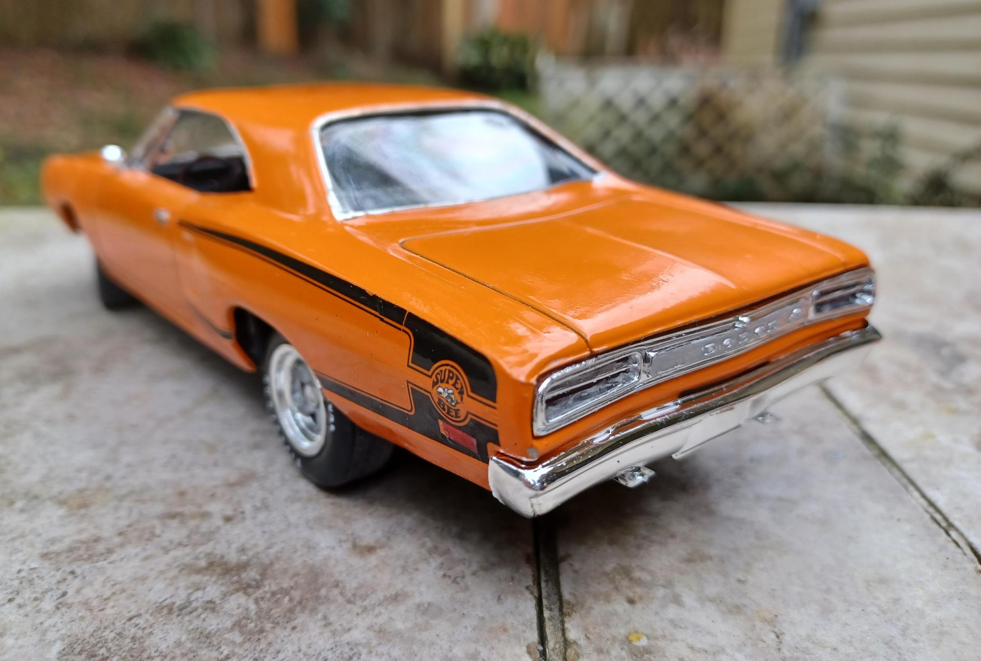 Orange superbee done7.jpg