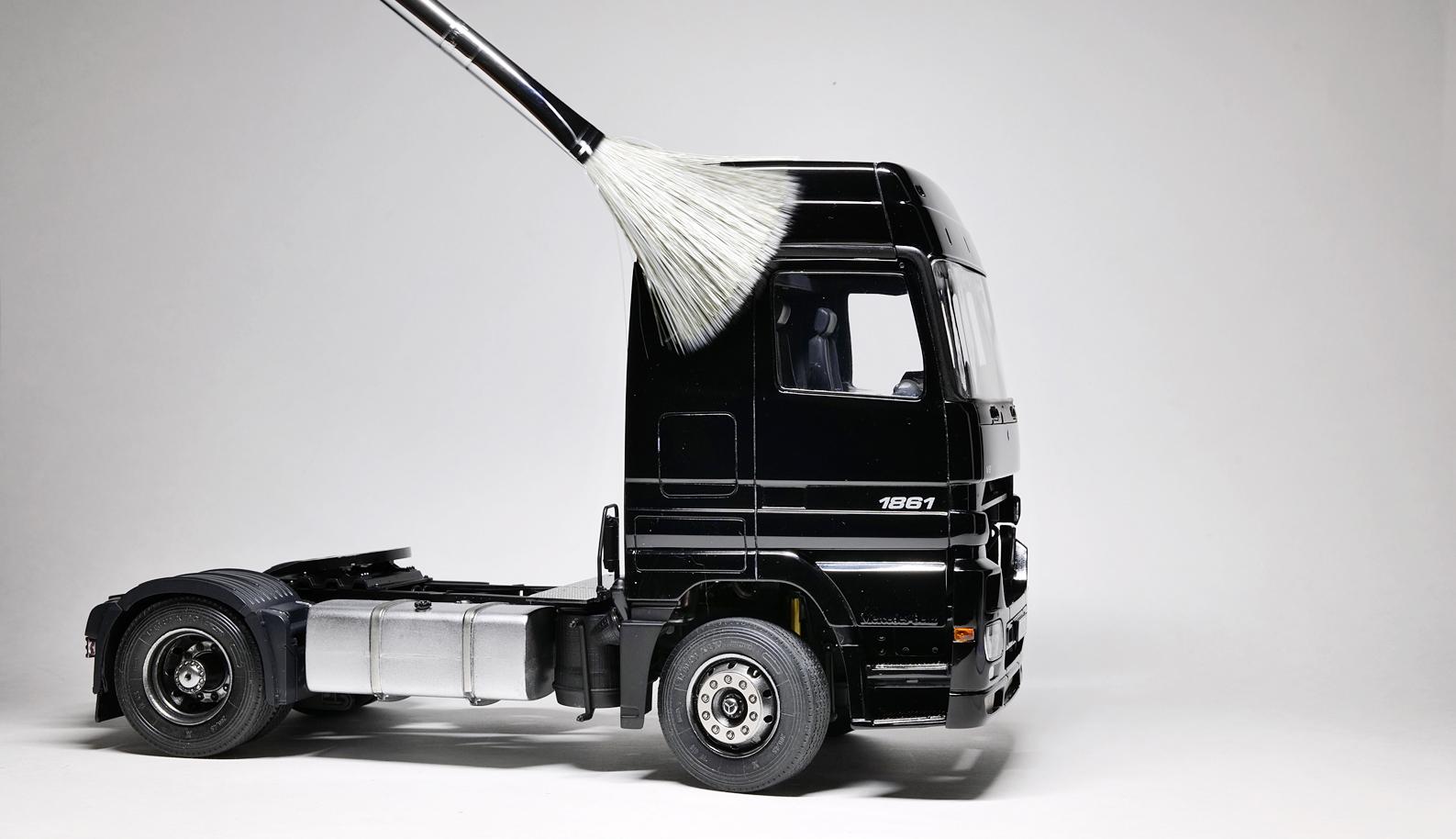 1/24 Italeri Mercedes Benz Actros Black Edition - WIP: Model