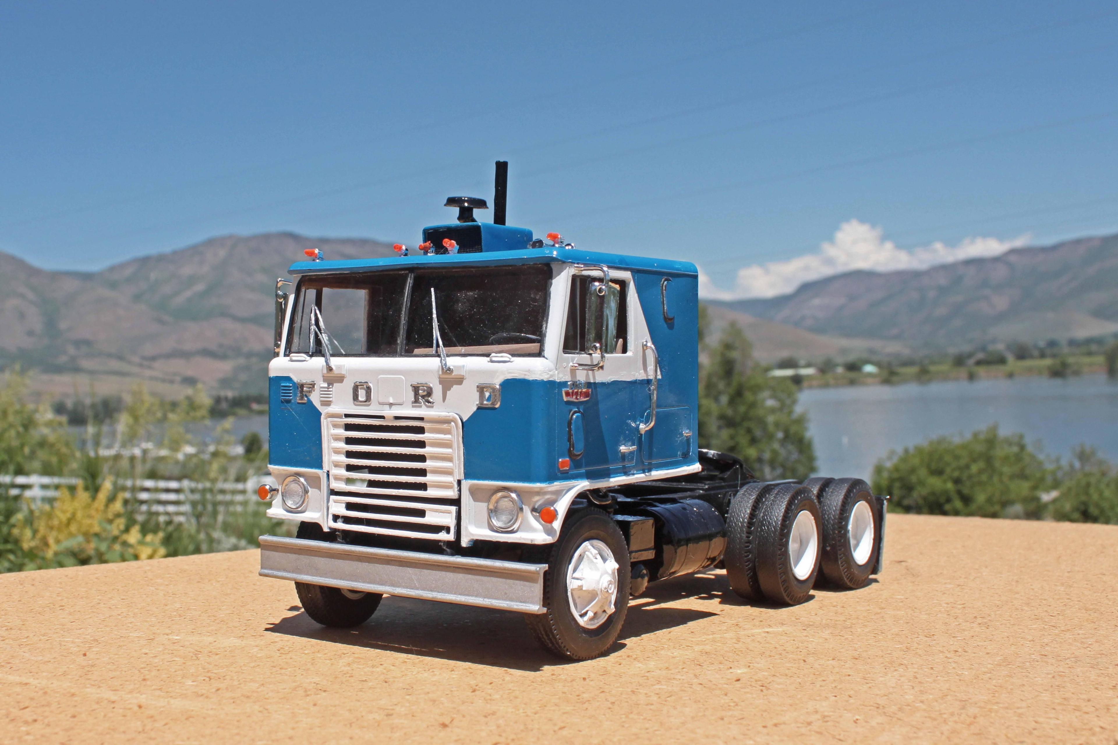 Ford 1969 W1000-5.JPG