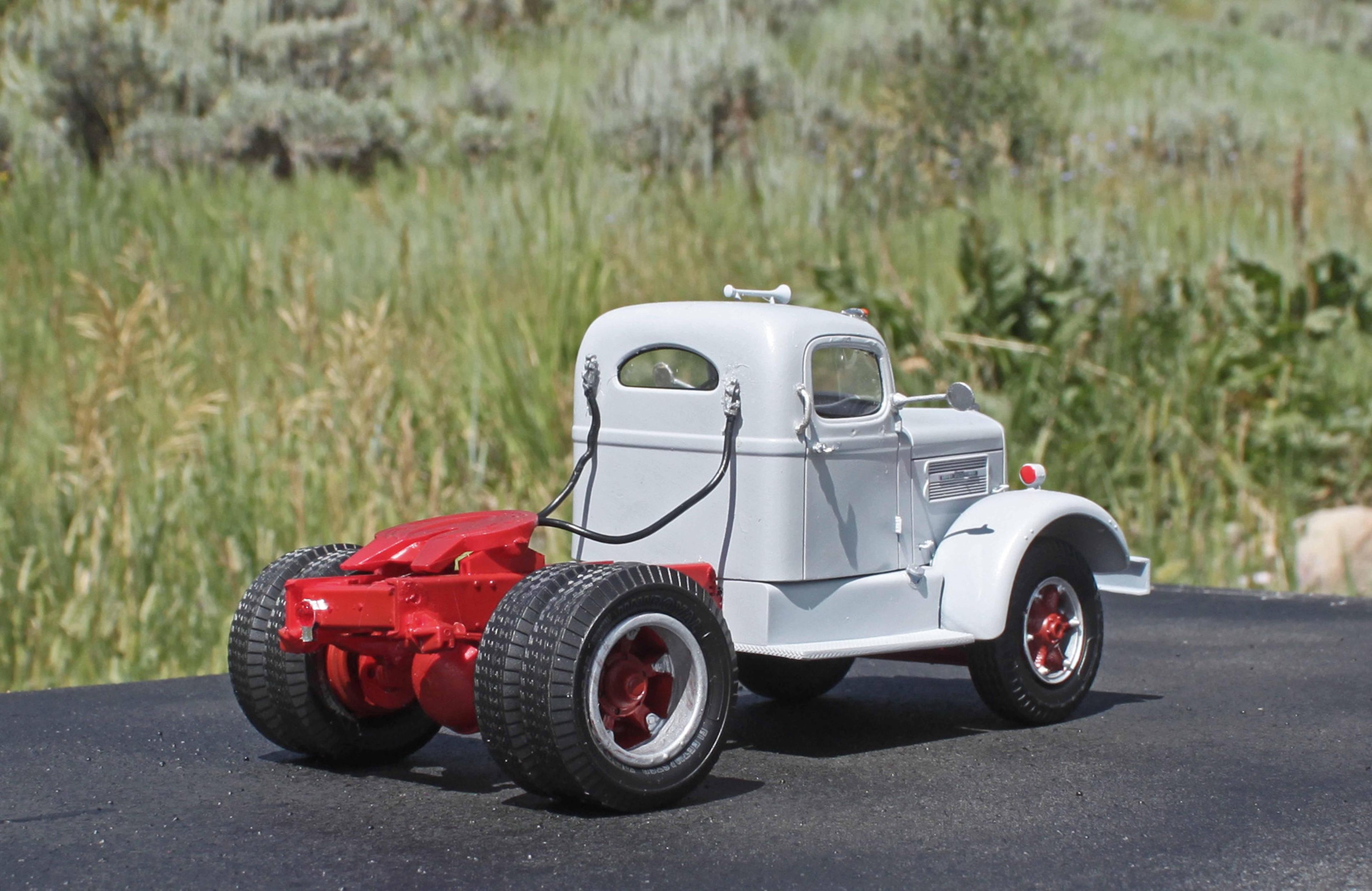 White 1949 WC 22-9.JPG