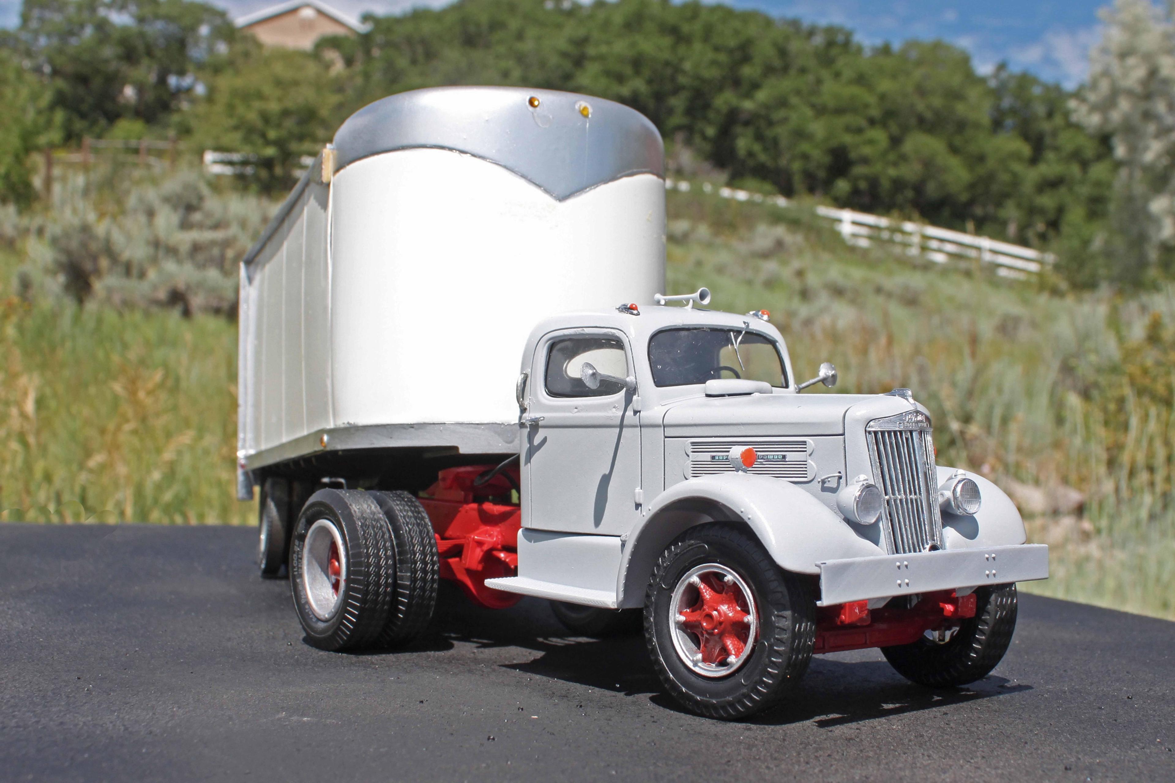 White 1949 WC 22 Tlr-1.JPG