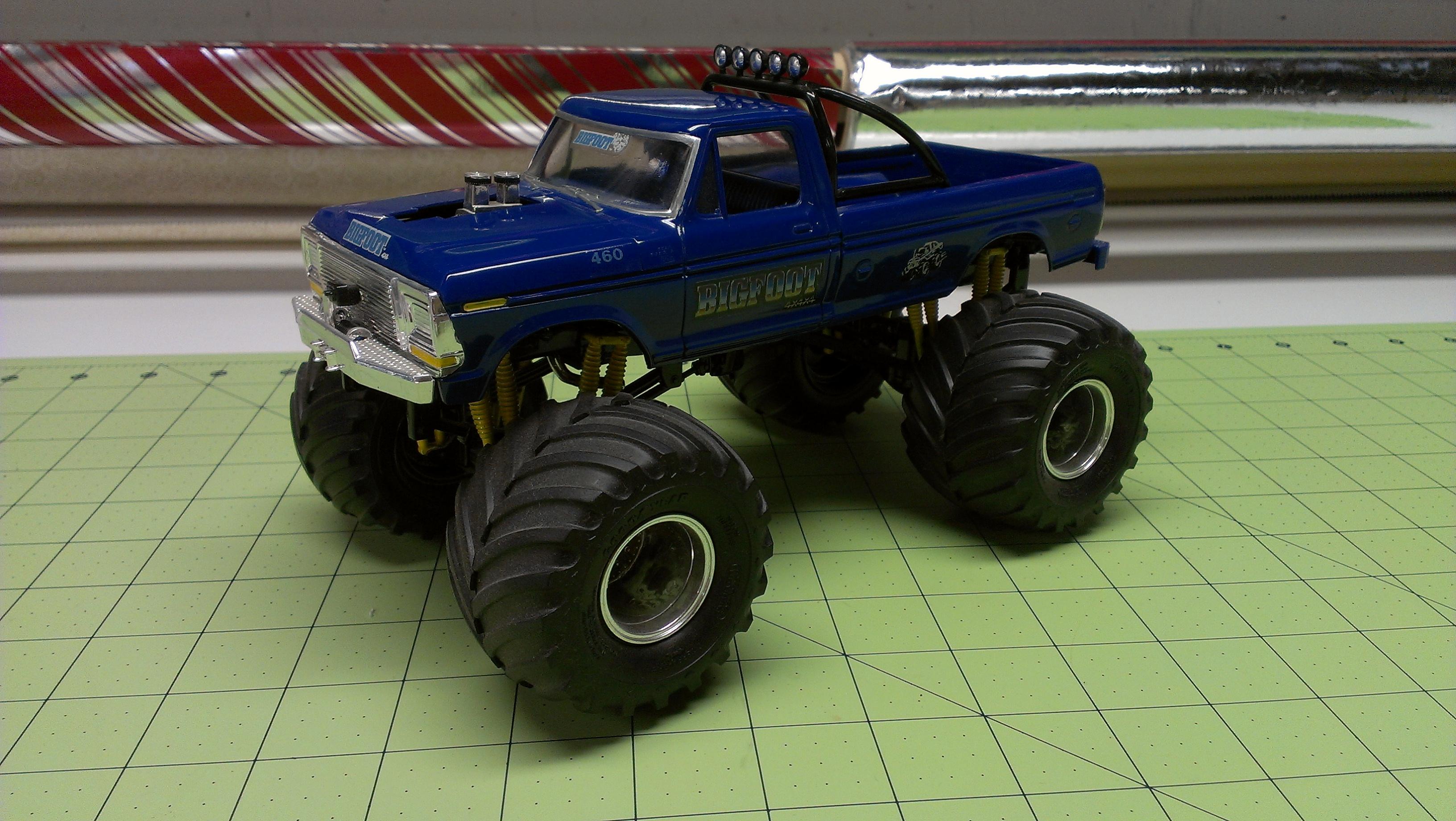 Bigfoot monster truck model kit on sale
