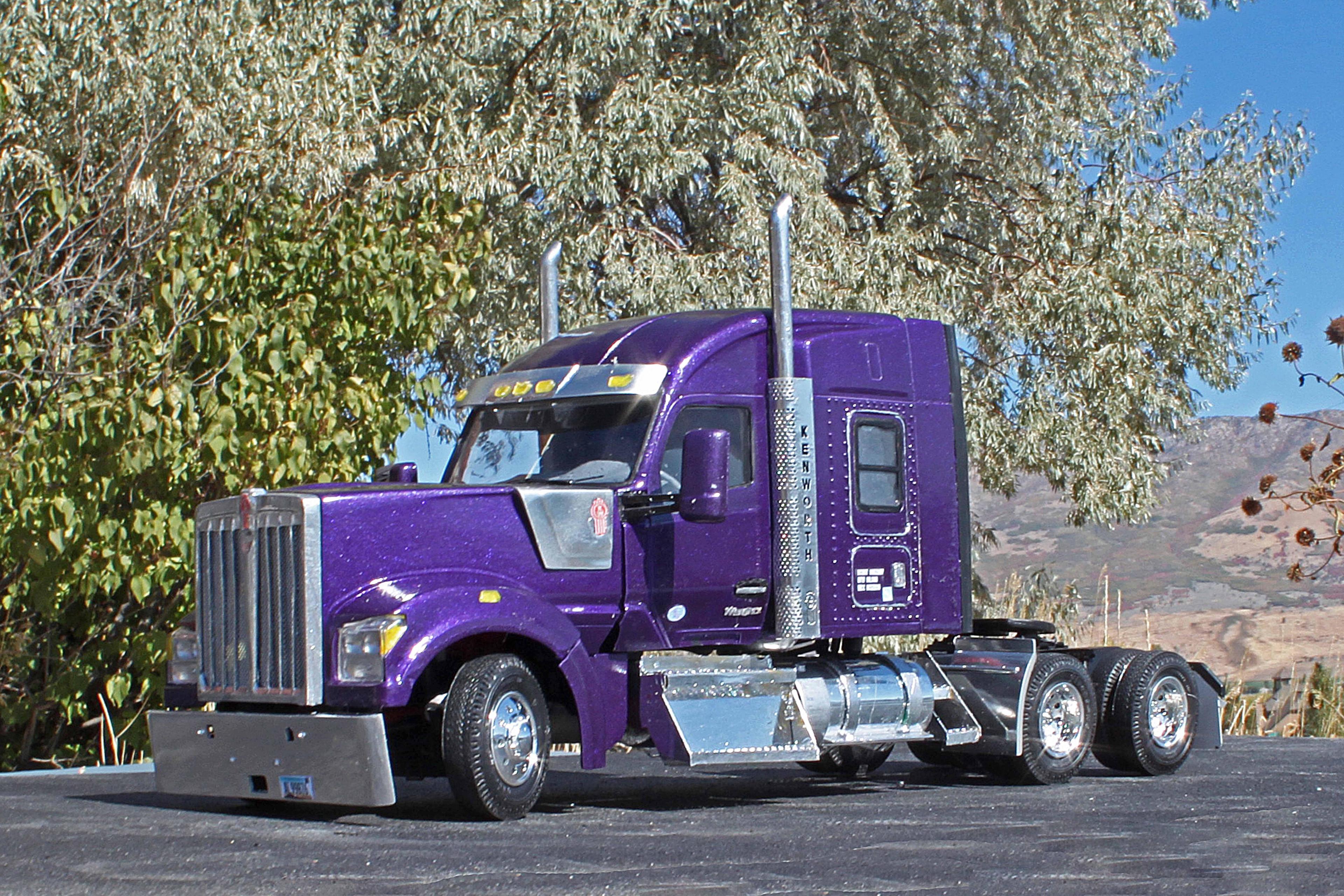 KW 2025 W990-6.JPG