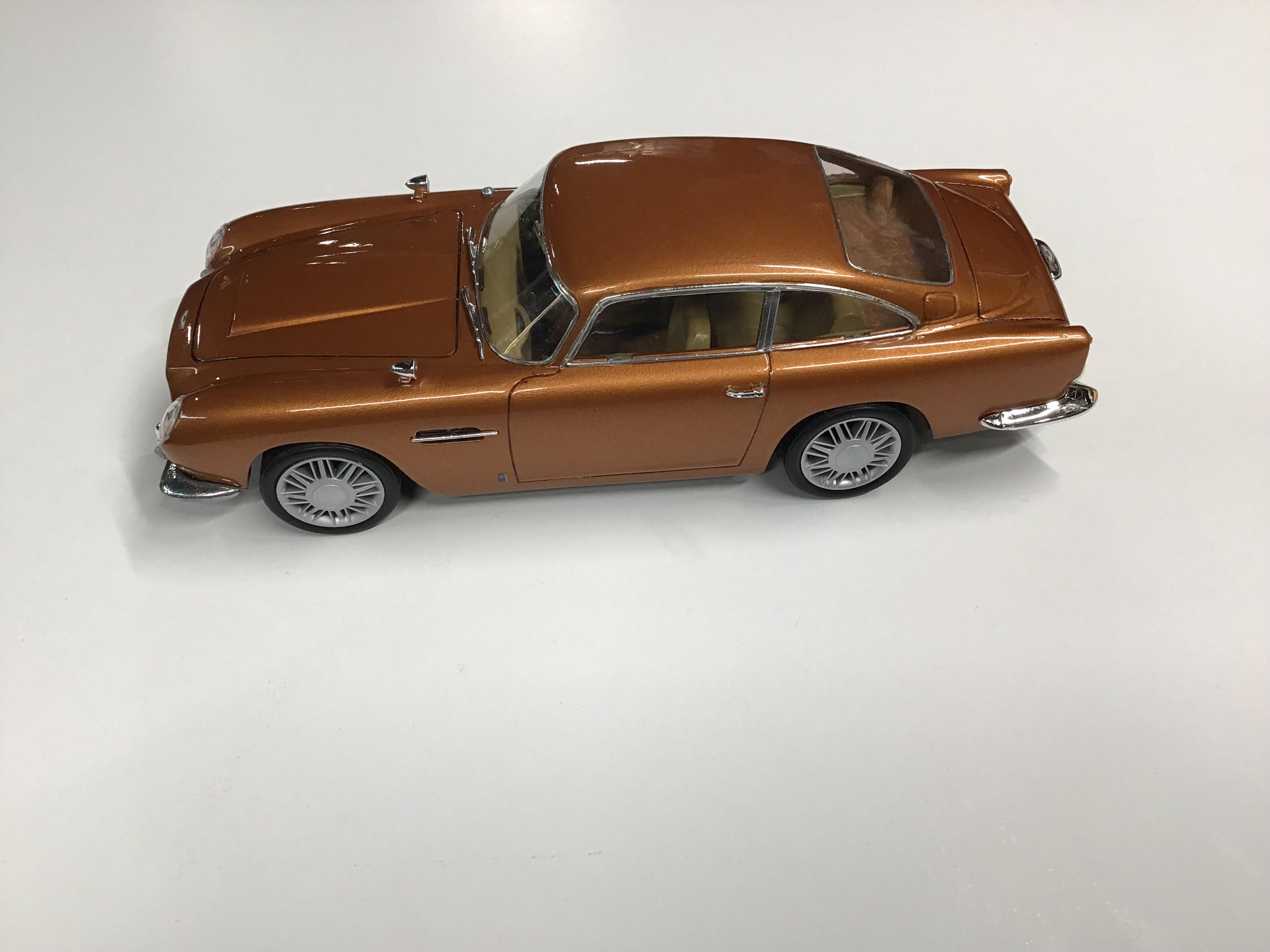 Revell aston martin clearance