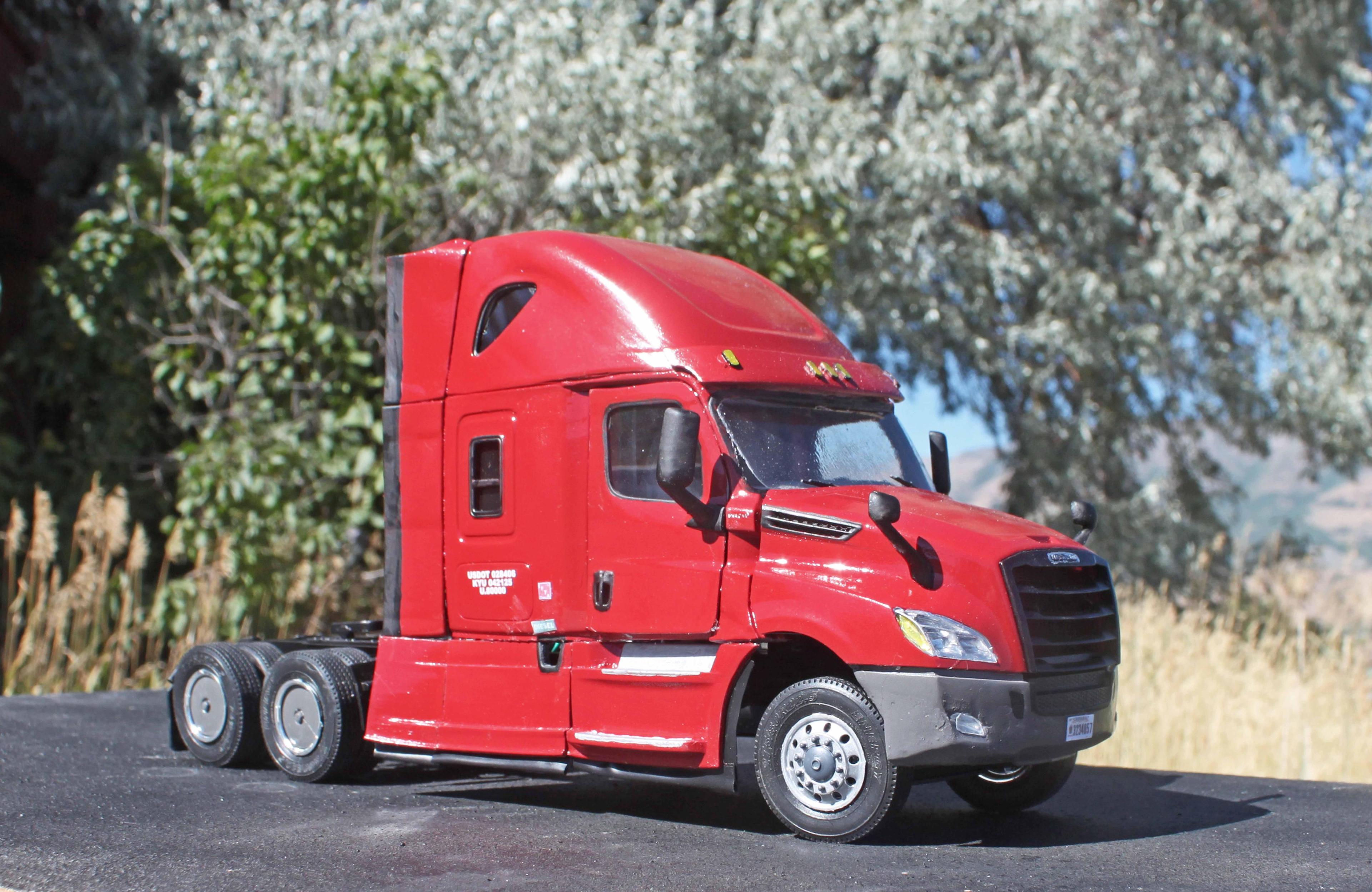 Freightliner2024Cascadia-3.thumb.JPG.eaba4209a7de9680e95d92bd1e036ffd.JPG
