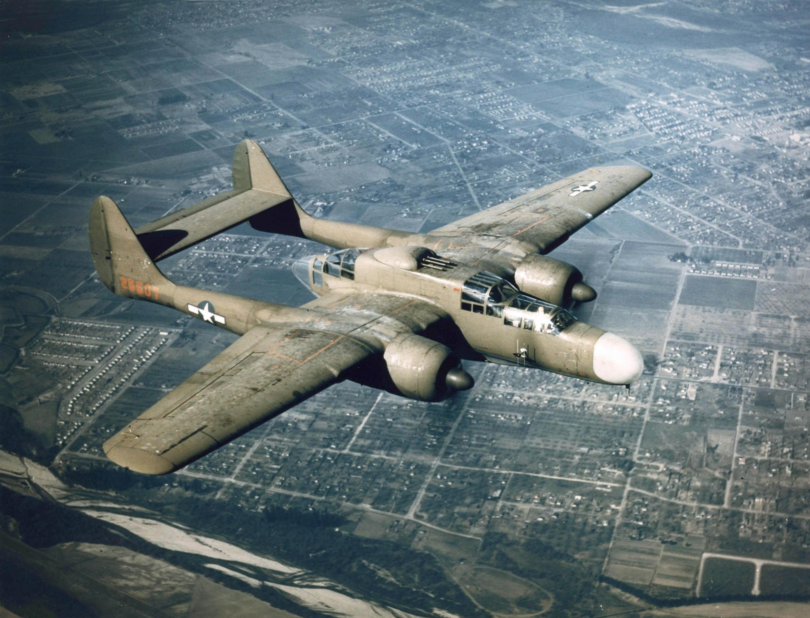 Northrop_P-61_green_airborne.thumb.jpg.4323d5bacf90d940bb2d6db238cfcd88.jpg