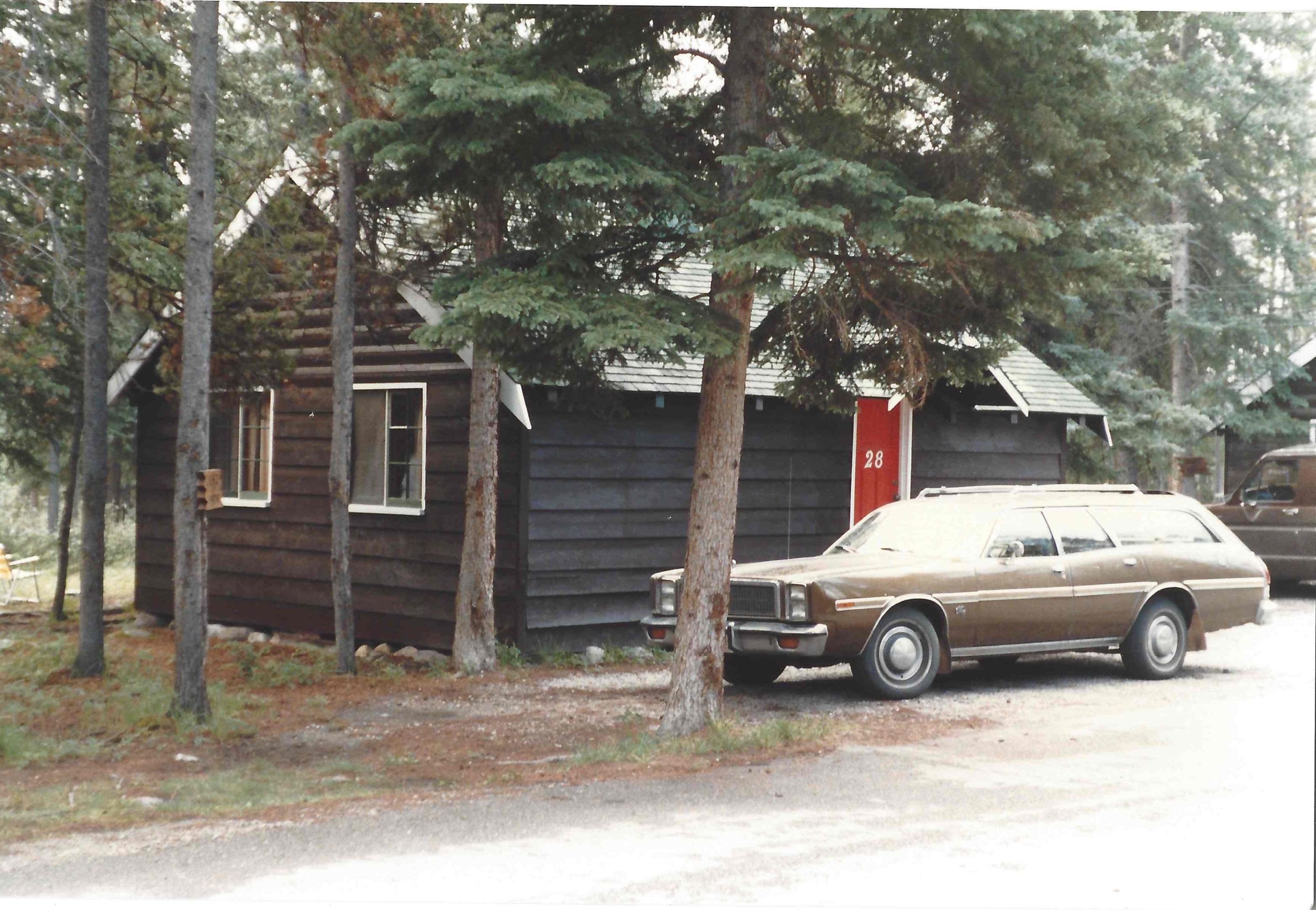1986 August 5 - 001 - Fury Wagon at Jasper Pine Bungalows.jpg