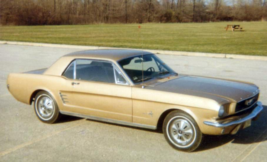 1966Mustang.jpg.5c9719a7acd679f62f5581848372faeb.jpg
