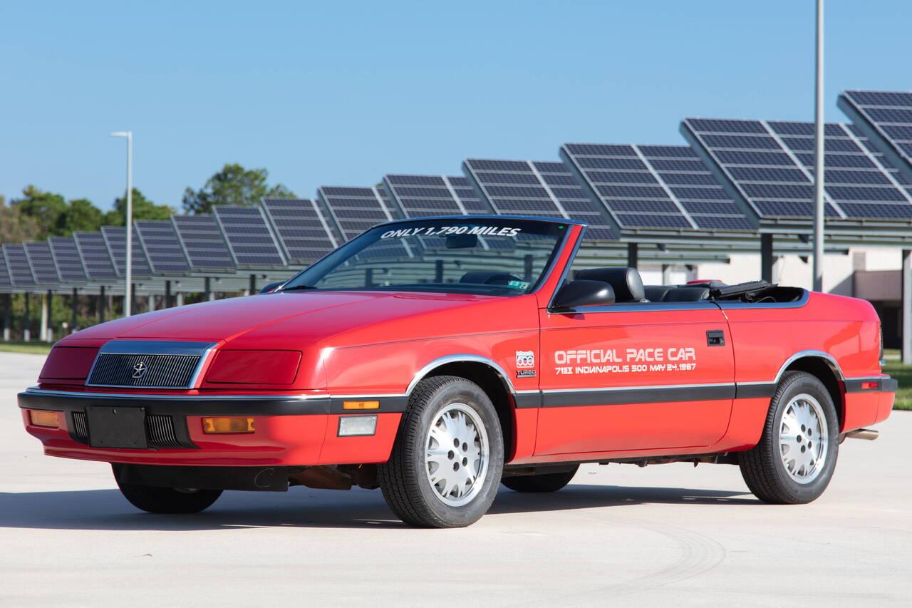 1987-chrysler-lebaron-convertible-9.jpg.8620e37dc6969d5ad0f51b6b16c4df63.jpg