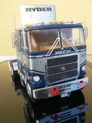 post-11195-0-65204700-1430054630_thumb.j